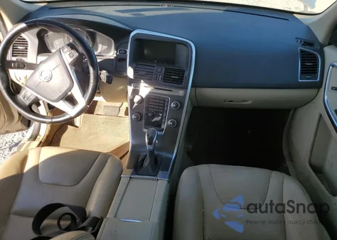 2015 Volvo Xc60 T6 Premier z USA, uszkodzony, nr VIN YV4902RB2F2620589